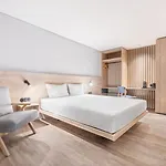 Moov Boavista アパートホテル ポルト