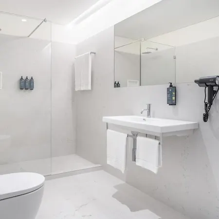 Moov Boavista 3* Порту