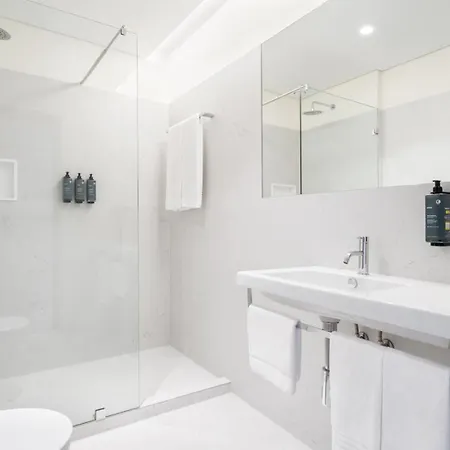 Moov Boavista Aparthotel Porto
