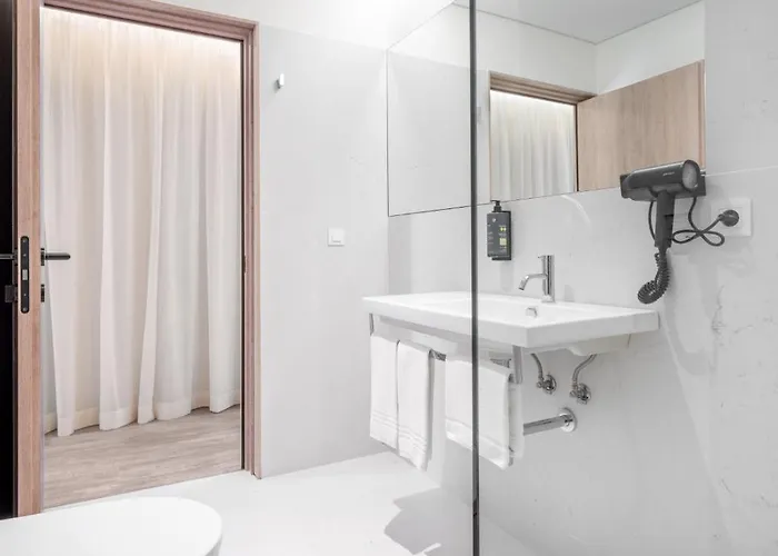 Moov Boavista Lägenhetshotell Oporto