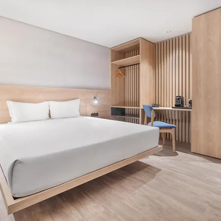 Moov Boavista Lägenhetshotell Oporto